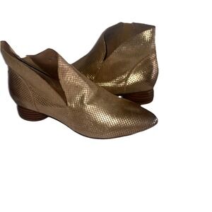 NEW Antelope Bronze REN Laser Boho Ankle Boots Smokey Gold Slip-On Women Size 38